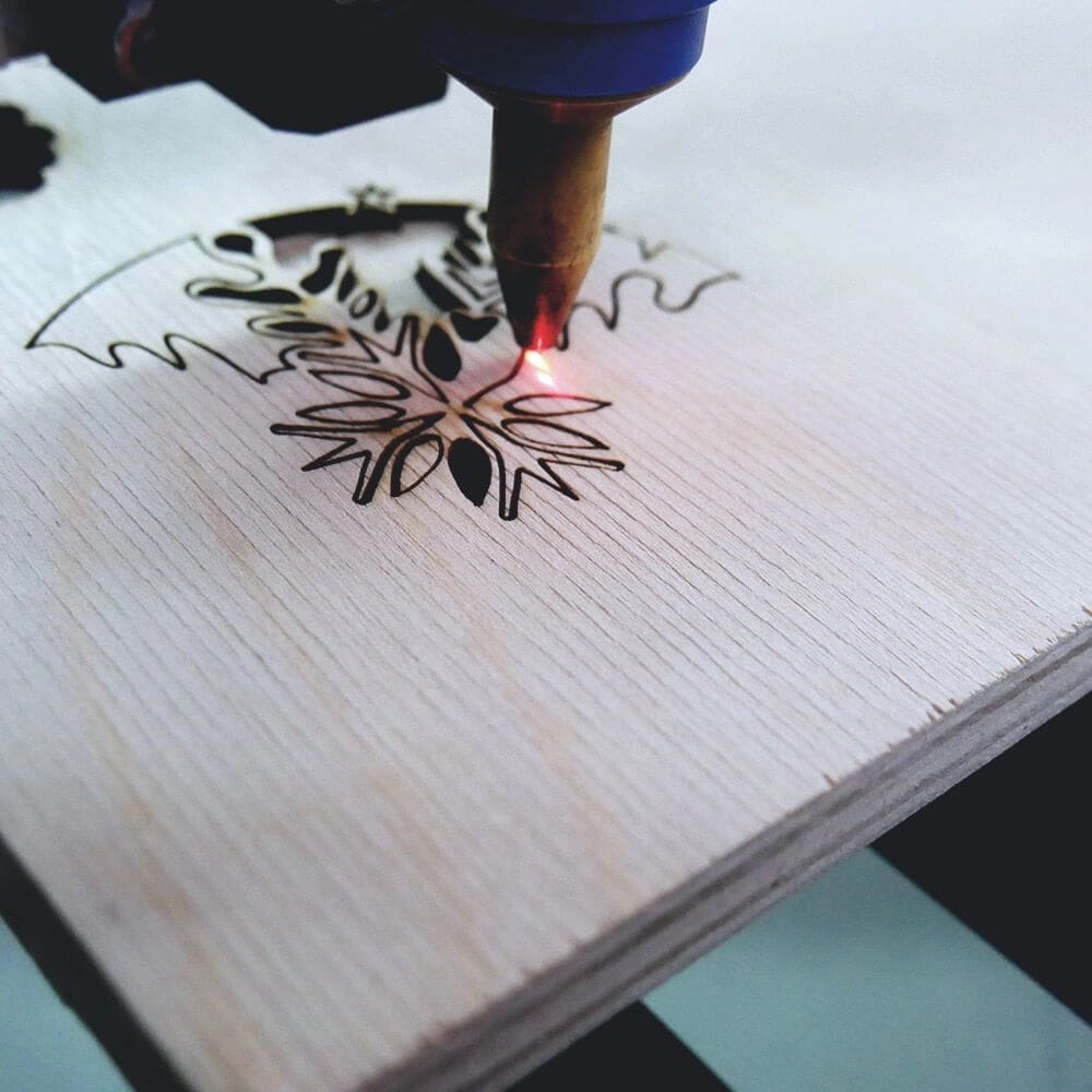 Weni Solution CO2 laser cutting in wood