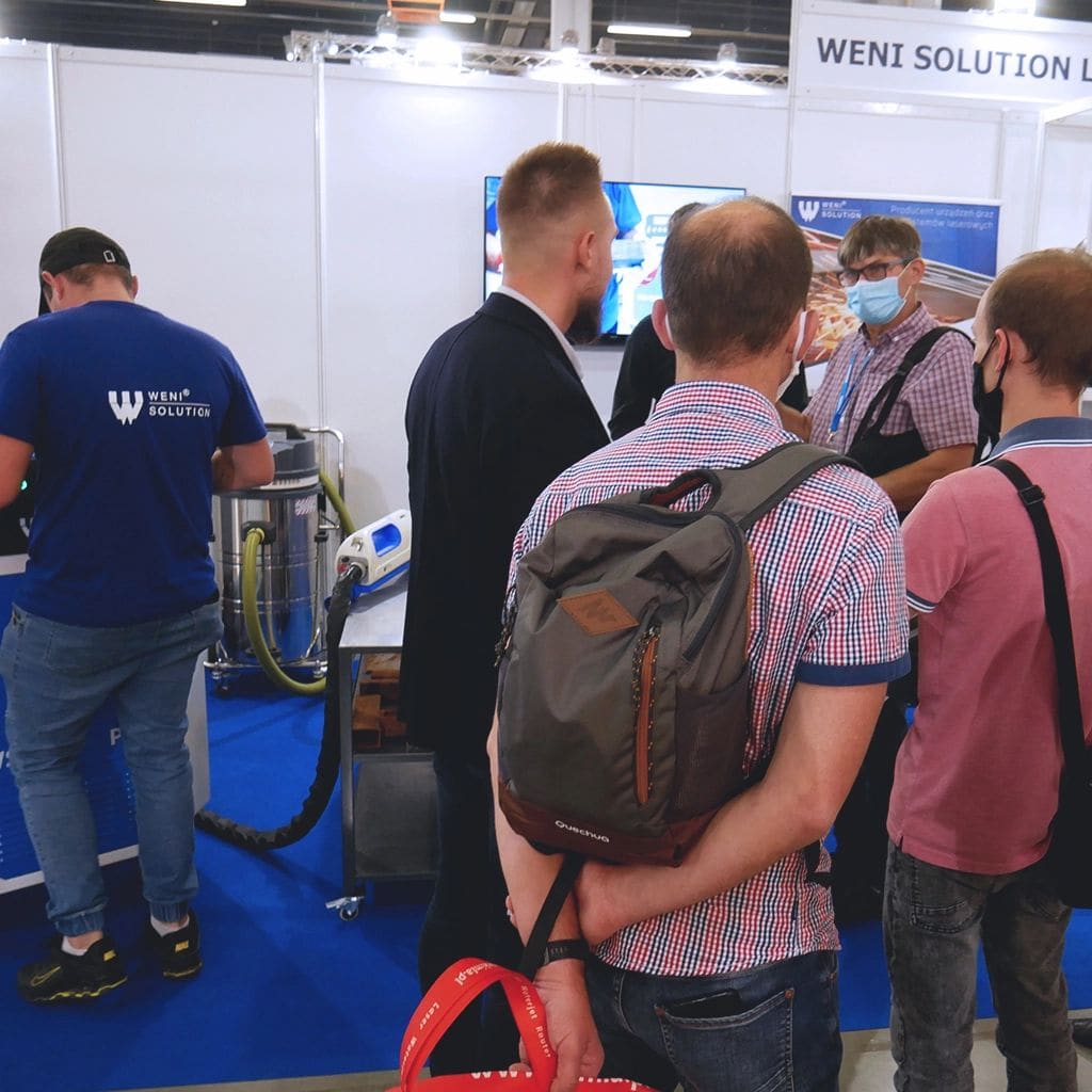 Weni Solution Equipment presentation - 500w cleaning laser